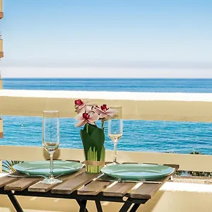 Appartement First Line! Art-apartment On The Seafront Of With Swimming Pool, Marbella