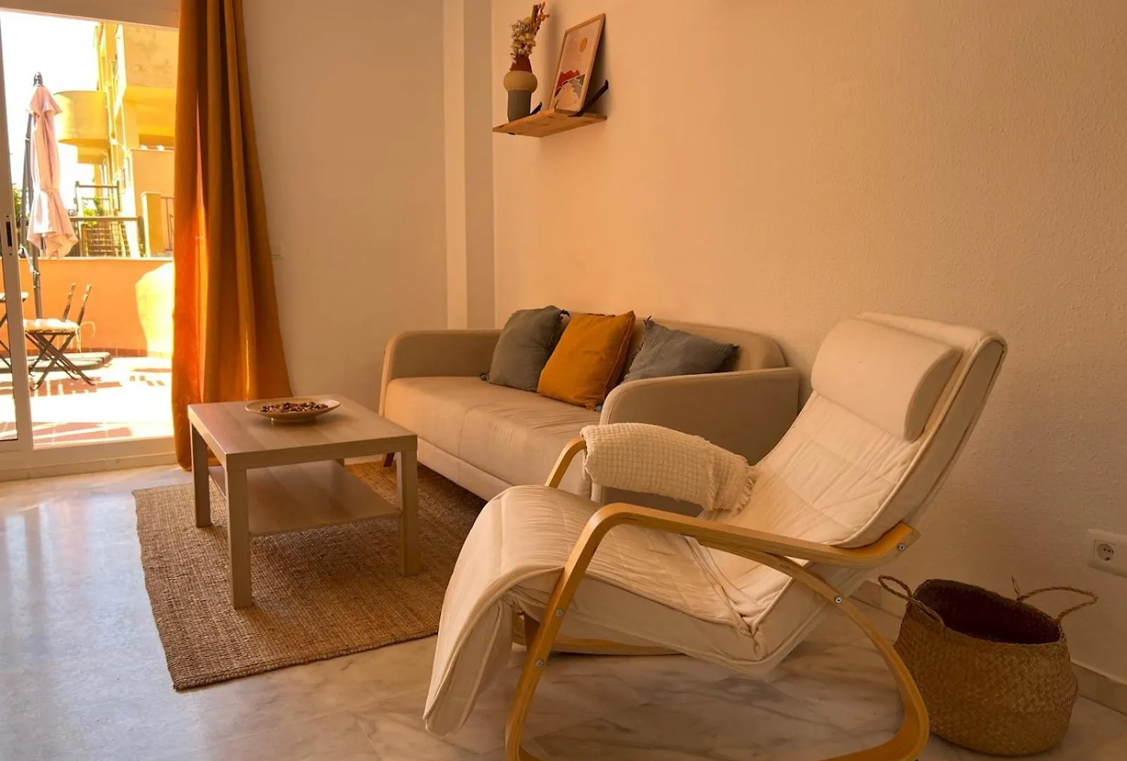 Stylish Marbella Spot Pass The Keys Apartment