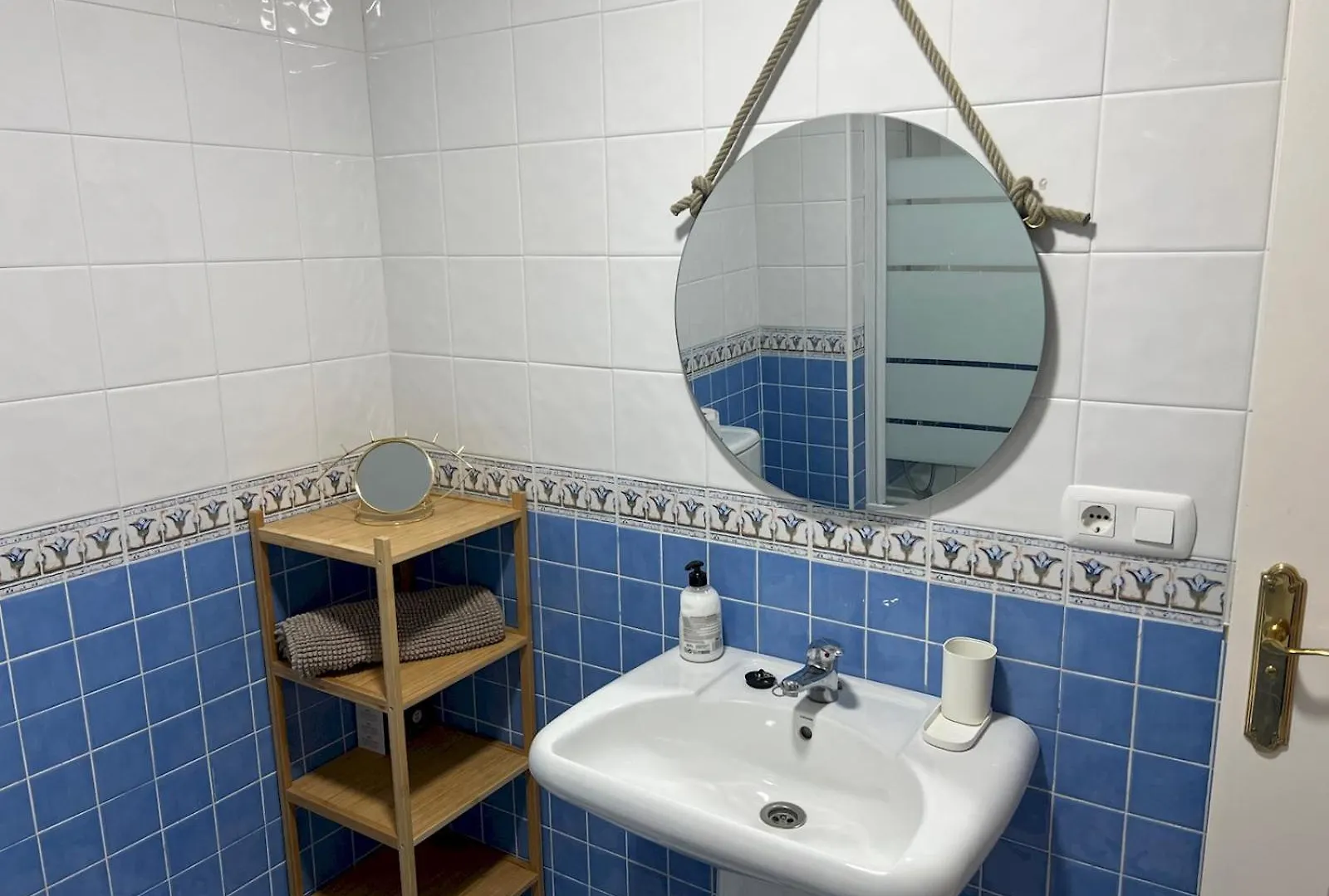 Stylish Marbella Spot Pass The Keys Apartment